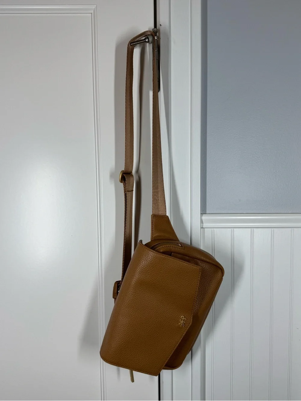 Freshly Picked Classic Fanny Pack bum bag Park Sling bag In Toffee brown diaper